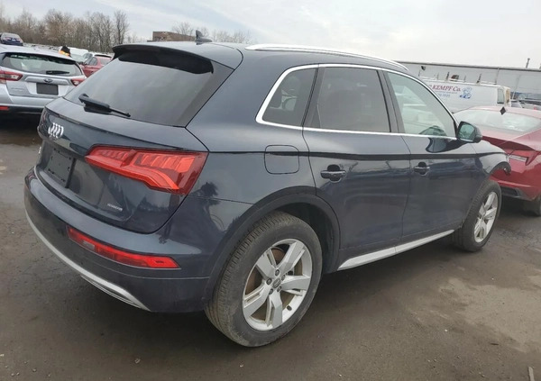 Audi Q5 cena 79900 przebieg: 99735, rok produkcji 2019 z Janowiec Wielkopolski małe 56